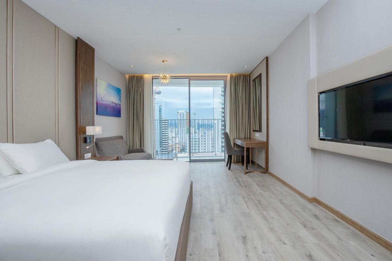 Panorama Central Nha Trang- Vietnam'S Highest Infinitive Rooftop Pool ภายนอก รูปภาพ